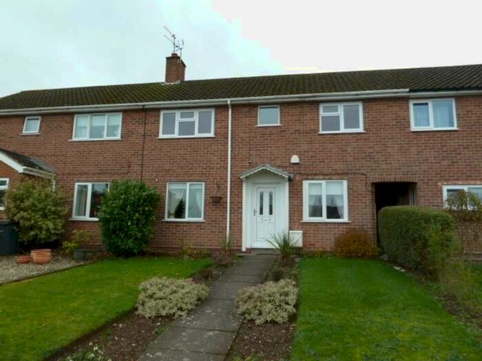 3 Bedroom Terraced House To Rent In White Farm Road, Four Oaks, Sutton Coldfield, B74