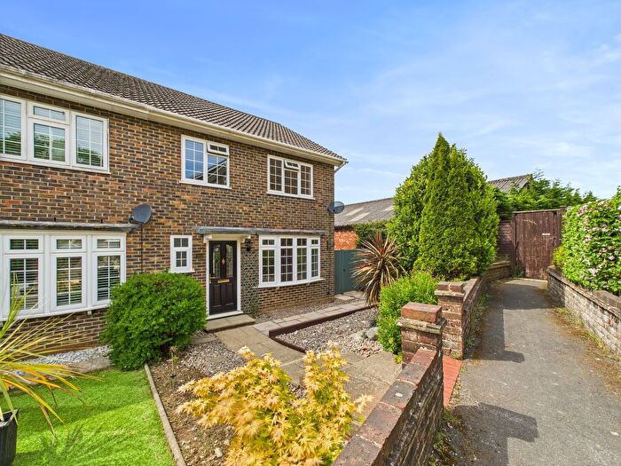 3 Bedroom End Of Terrace House To Rent In Hurston Close, Worthing, BN14