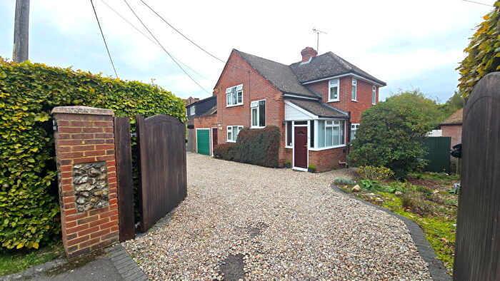 4 Bedroom Detached House For Sale In Stoney Lane, Ashmore Green, Thatcham, RG18