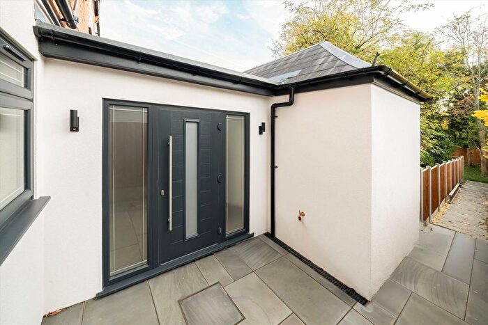 1 Bedroom Flat For Sale In The Avenue, Queen's Park, NW6