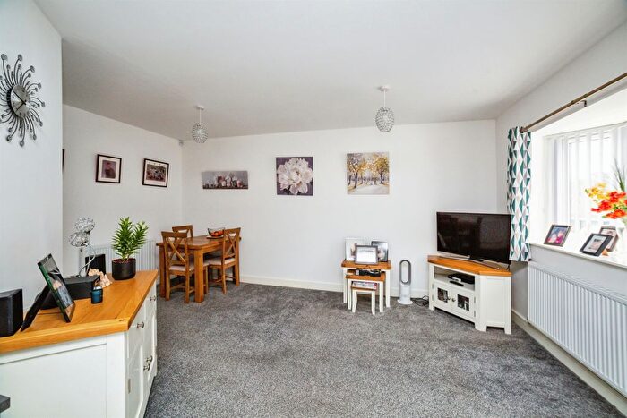 2 Bedroom Semi-Detached Bungalow For Sale In New Brook Road, South Elmsall, Pontefract, WF9