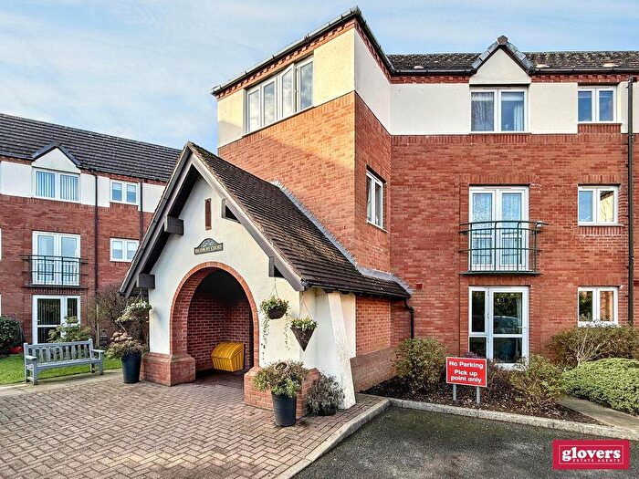 1 Bedroom Retirement Property For Sale In Highbury Court, Howard Road East, Kings Heath, Birmingham, B13