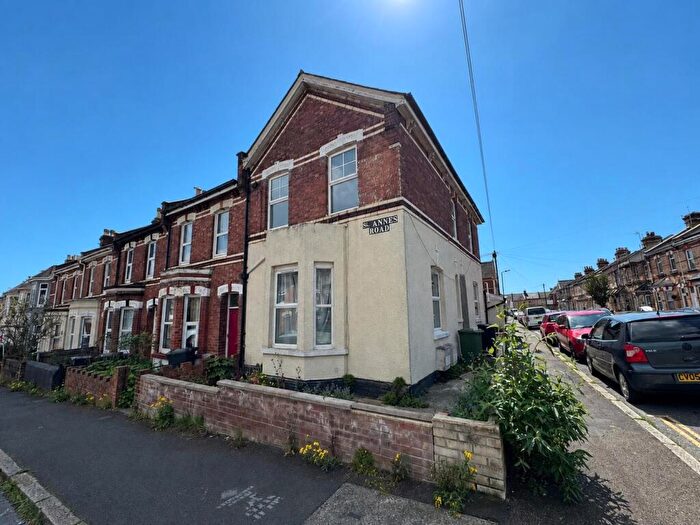 2 Bedroom Apartment To Rent In St. Annes Road, Mount Pleasant, EX1
