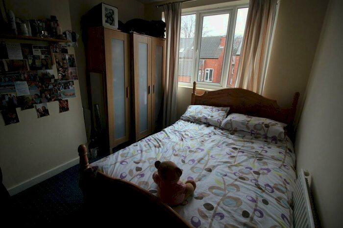 6 Bedroom Terraced House To Rent In Kimbolton Avenue, Nottingham, Nottinghamshire, NG7