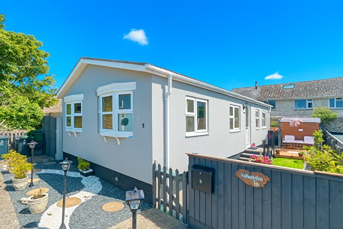 2 Bedroom Mobile/park Home For Sale In Weston Road, Weston, DT5