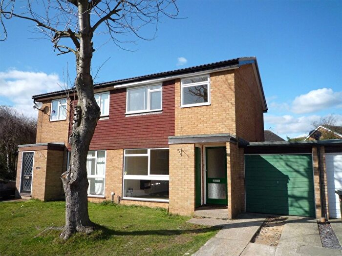 3 Bedroom Semi-Detached House To Rent In Beaumont Close, Maidenhead, Berkshire, SL6