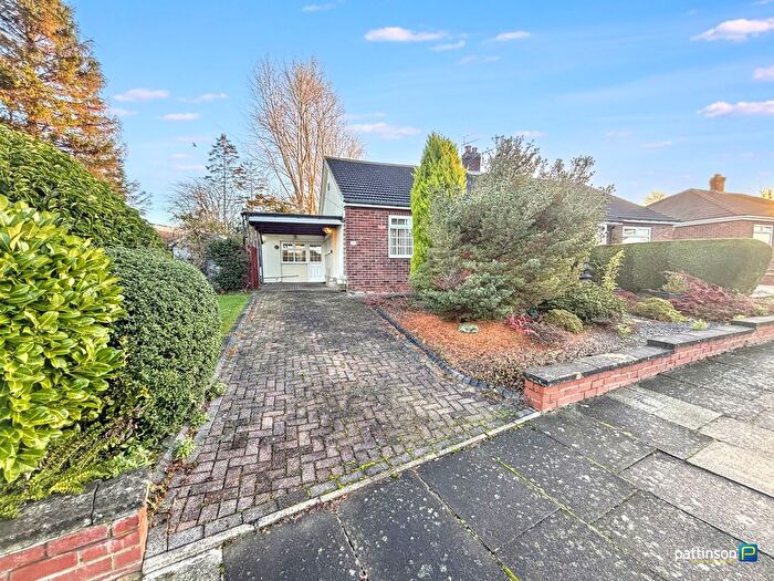 3 Bedroom Bungalow For Sale In The Fairway, Gosforth, Newcastle Upon Tyne, NE3