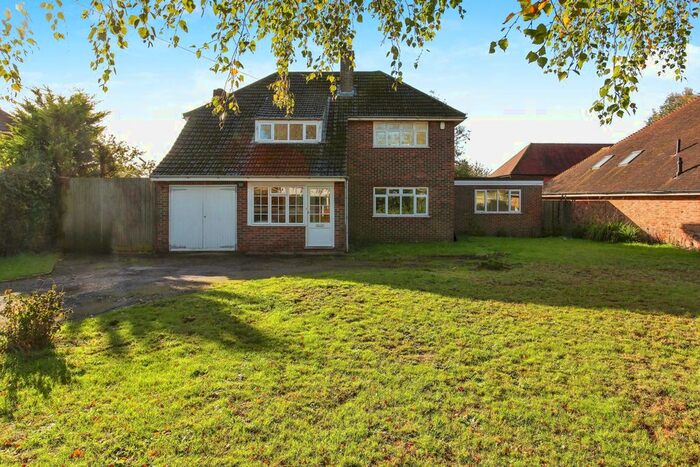 4 Bedroom Detached House For Sale In Rye Road, Sandhurst, Cranbrook, Kent, TN18