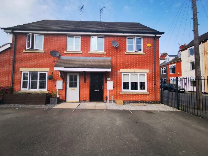 2 Bedroom Semi-Detached House To Rent In Prospect Place, Sutton In Ashfield, NG17