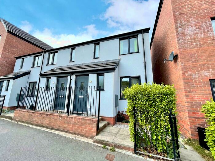 2 Bedroom House To Rent In Ffordd Y Mileniwm, Barry, CF62