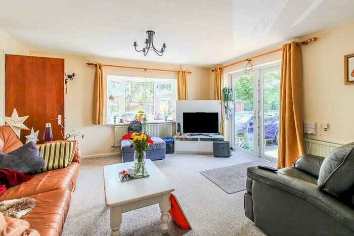 3 Bedroom Detached House For Sale In Main Road, Ogbourne St. Andrew, SN8