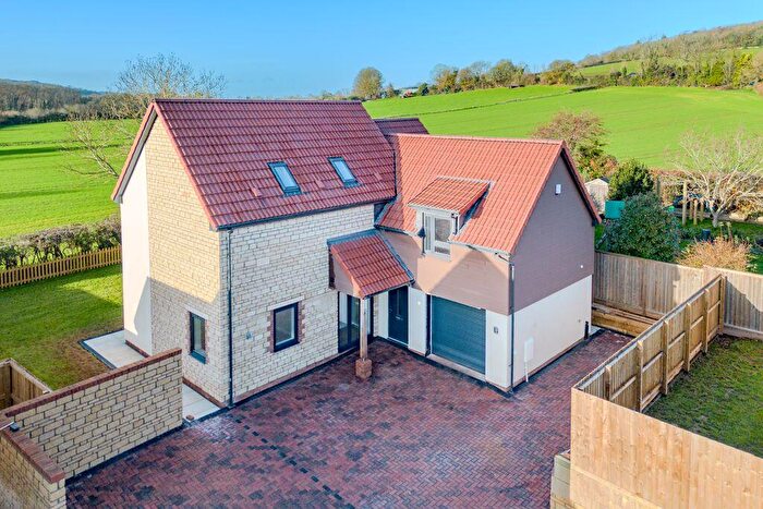 4 Bedroom Detached House For Sale In Warren Lane, Long Ashton, BS41