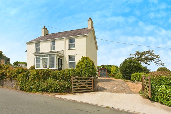 3 Bedroom Detached House For Sale In Sarn Mellteyrn, Gwynedd, LL53