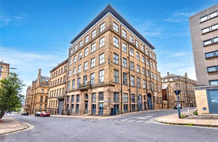 2 Bedroom Flat For Sale In Acton House, Scoresby Street, BD1