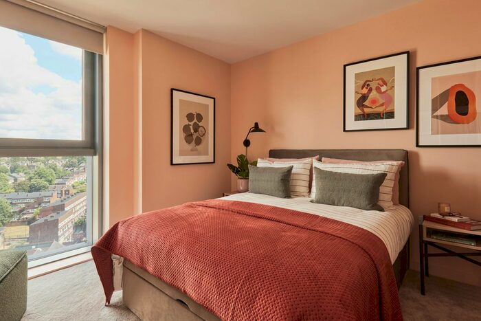 2 Bedroom Flat To Rent In Bale &amp; Anchor, Conington Road, SE13