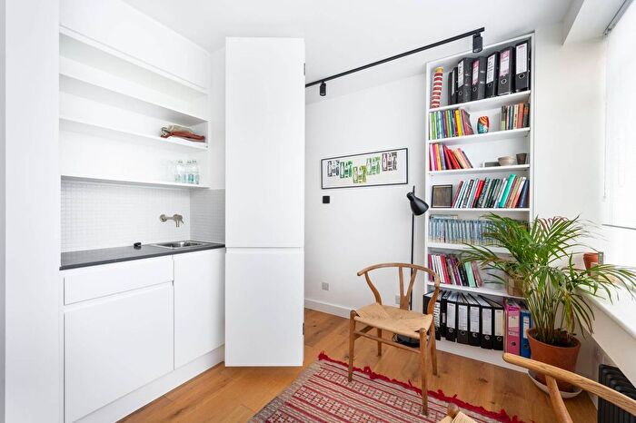 Studio To Rent In Craven Terrace, Lancaster Gate, London, W2