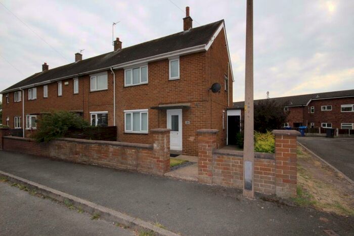 2 Bedroom House To Rent In The Green, Burton Upon Trent, Staffordshire, DE13