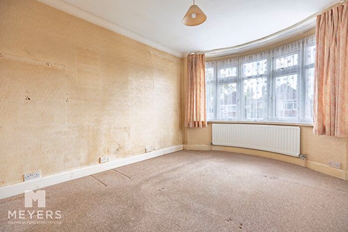 2 Bedroom Detached Bungalow For Sale In Brockley Road, Bournemouth, BH10