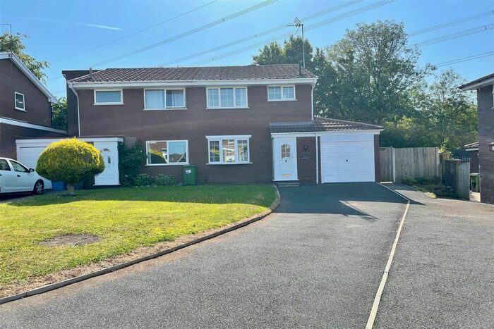 3 Bedroom Semi-Detached House To Rent In Bramble Way, Beechwood, Runcorn, WA7