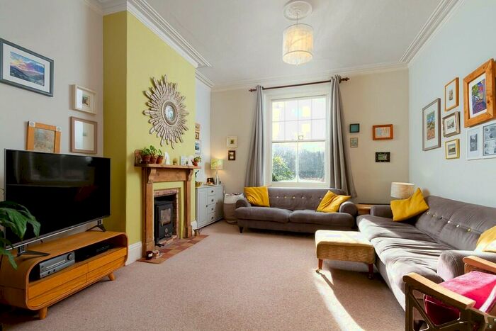 4 Bedroom Terraced House To Rent In Creigiau, CF15