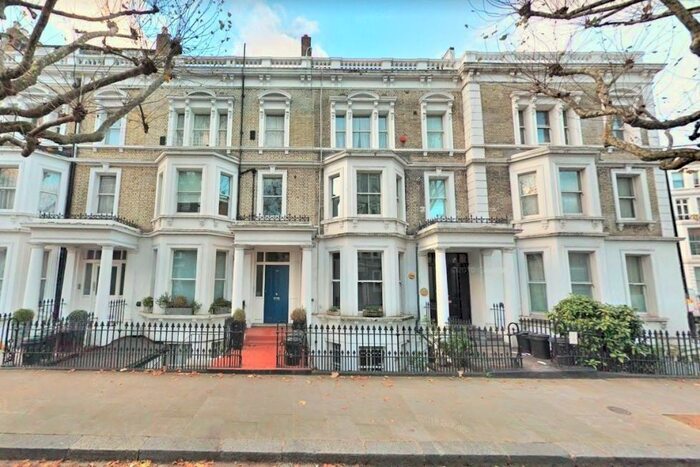 3 Bedroom Flat To Rent In Philbeach Gardens, London, SW5