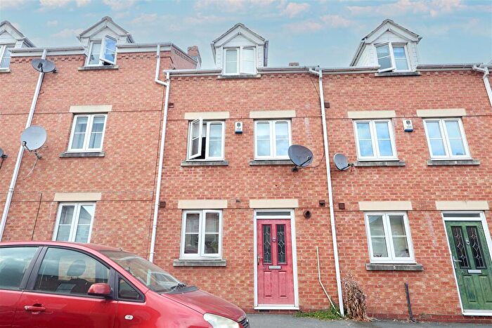 3 Bedroom Terraced House For Sale In Vyner Street, Ripon, HG4