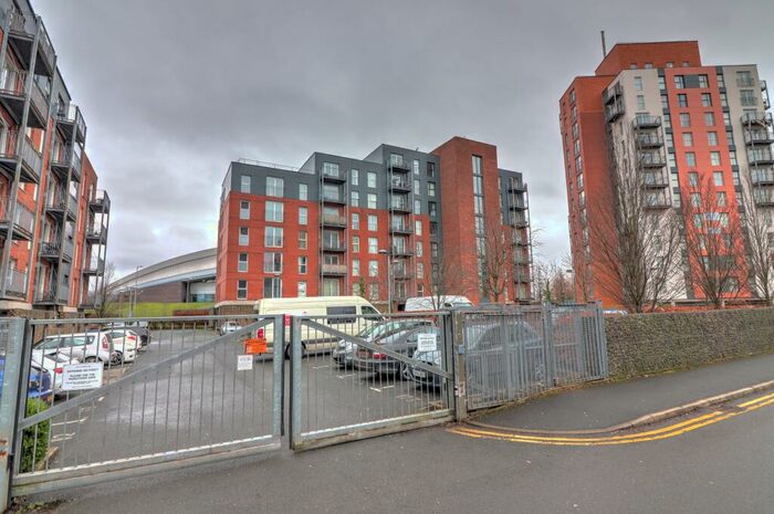 1 Bedroom Flat For Sale In Stillwater Drive, Manchester, M11