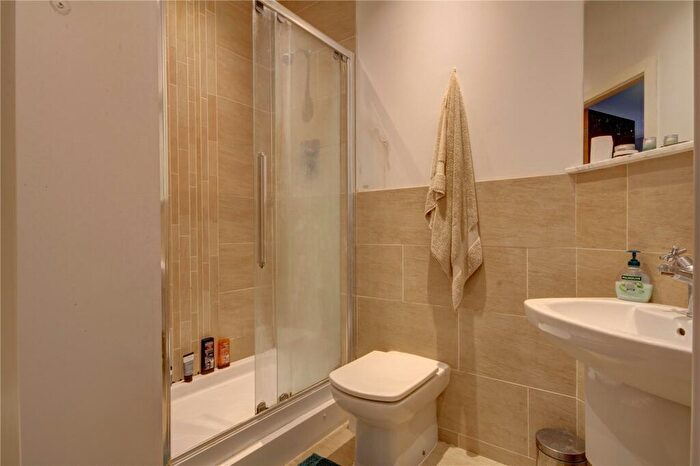 2 Bedroom Apartment For Sale In Tranquil House, Worsdell Drive, Gateshead, Tyne And Wear, NE8