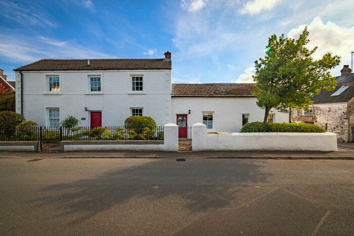 3 Bedroom Detached House For Sale In Cosheston, Pembroke Dock, SA72