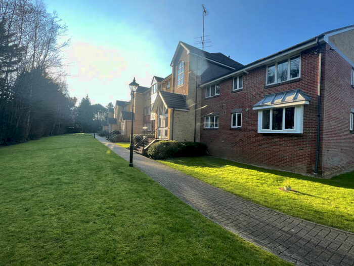 2 Bedroom Flat To Rent In Cherry Court, HA5