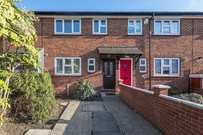 3 Bedroom Terraced House To Rent In Bramcote Grove, London, SE16