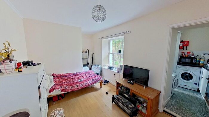 1 Bedroom Flat For Sale In City Road, Haverfordwest, SA61