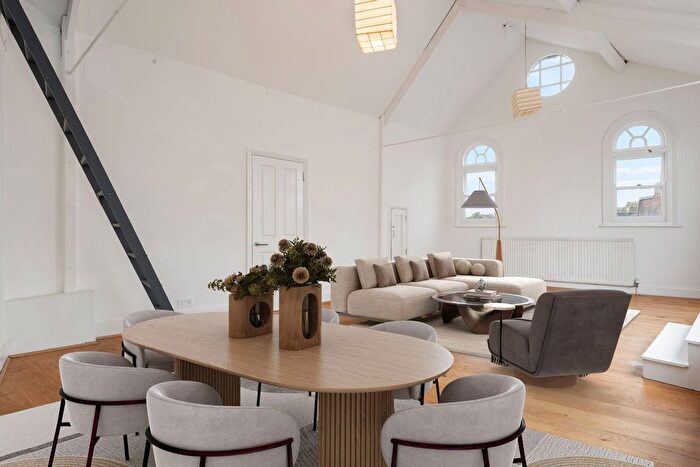 3 Bedroom Flat For Sale In Camden High Street, London, NW1