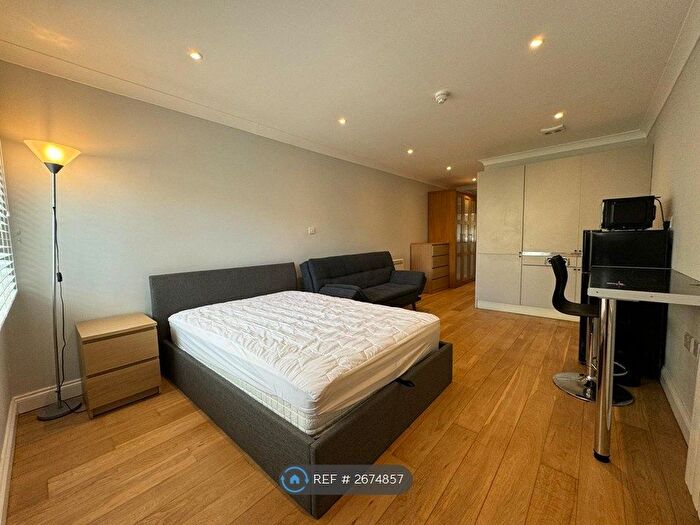 Studio To Rent In Marlow Bottom, Marlow, SL7