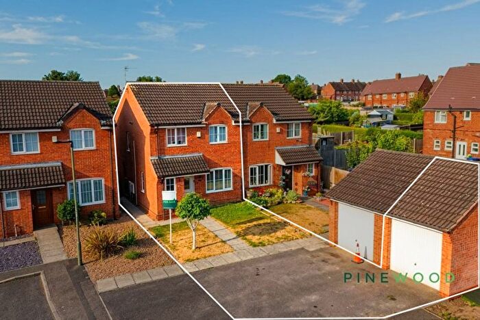 3 Bedroom Semi-Detached House For Sale In Frecheville Street, Staveley, S43