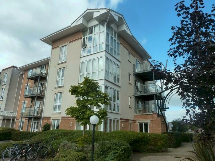 2 Bedroom Apartment To Rent In Hawkeswood Road, Bitterne Manor, SO18
