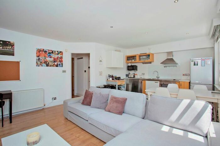 1 Bedroom Flat To Rent In Weymouth Street, Marylebone Village, London ., W1G