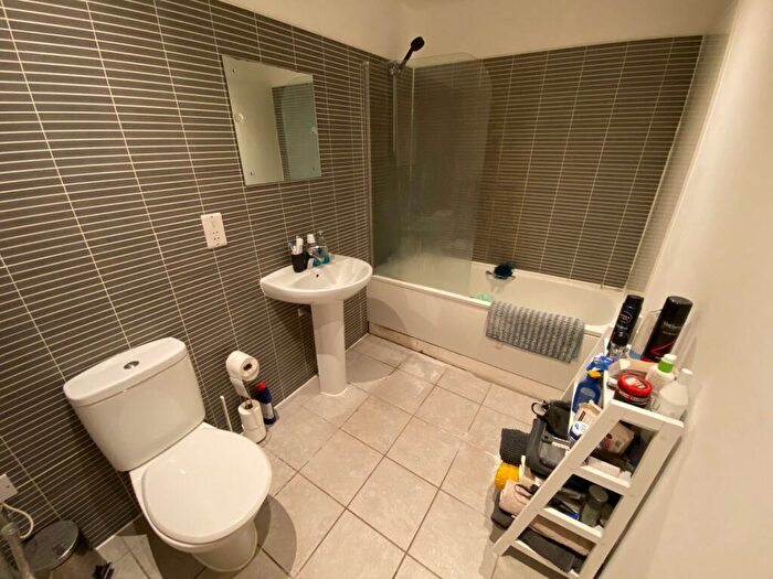 2 Bedroom Flat To Rent In - Duke Street, City Centre, Liverpool, L1
