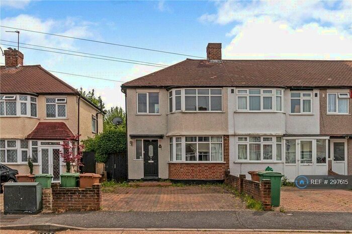 3 Bedroom End Of Terrace House To Rent In Alexandra Avenue, Sutton, SM1