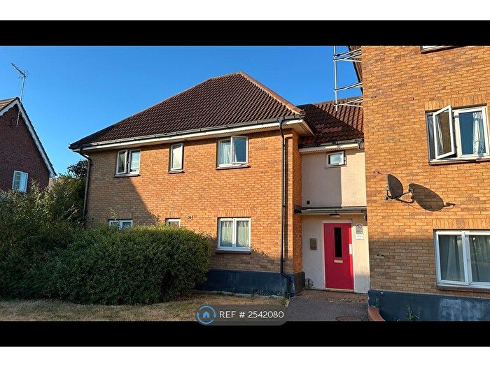 2 Bedroom Flat To Rent In Newbury Park, Ilford, IG2