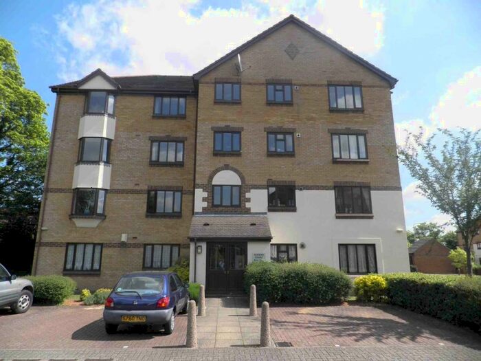 1 Bedroom Apartment To Rent In St Anne's Way, Redhill, RH1
