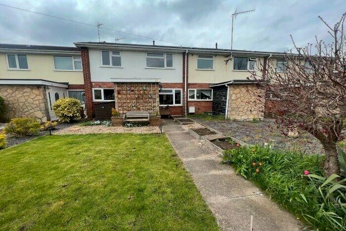 3 Bedroom Property To Rent In Loxley Close, Warwick, CV35