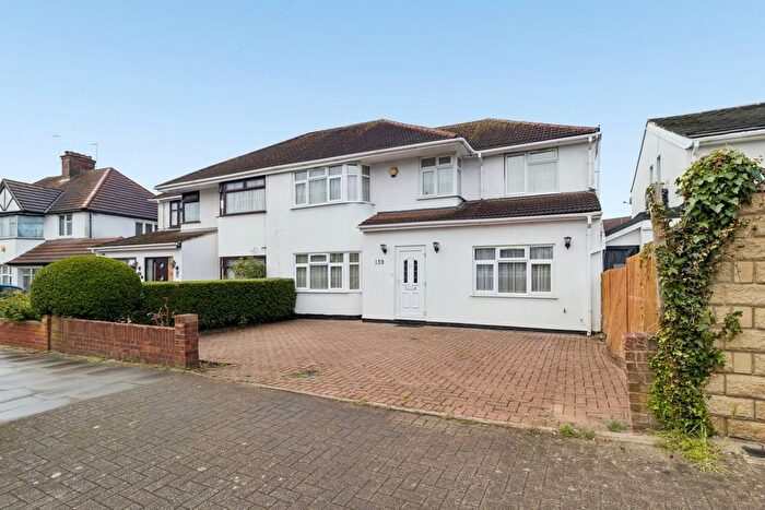 6 Bedroom Semi Detached House For Sale In Woodlands, Harrow, HA2
