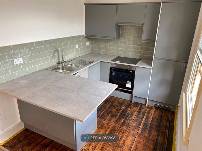 1 Bedroom Flat To Rent In Cricklade Road, Highworth, Swindon, SN6