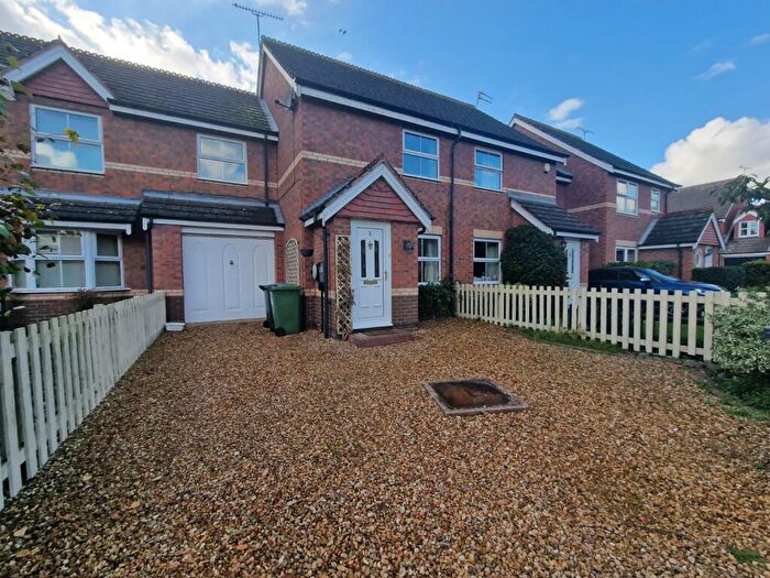 3 Bedroom House To Rent In Dryden Close, Kenilworth, Warwickshire, CV8