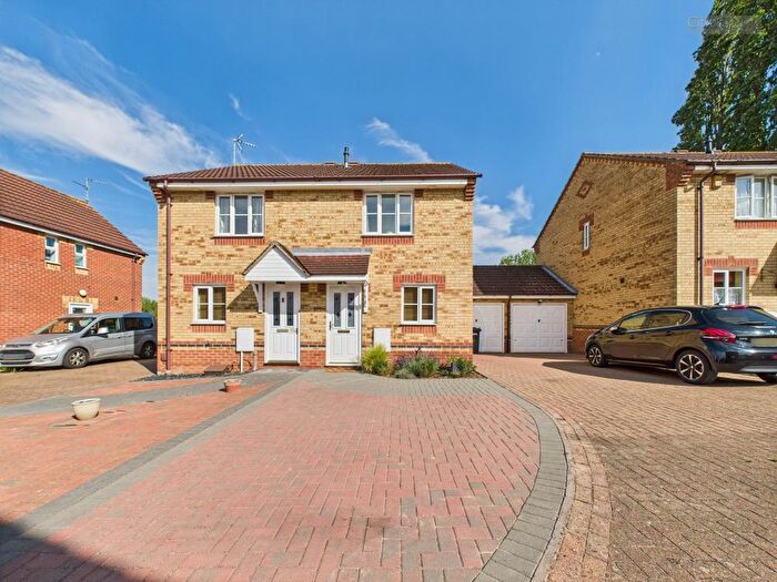 2 Bedroom Semi-Detached House For Sale In Fieldfare Drive, Stanground, Peterborough, PE2