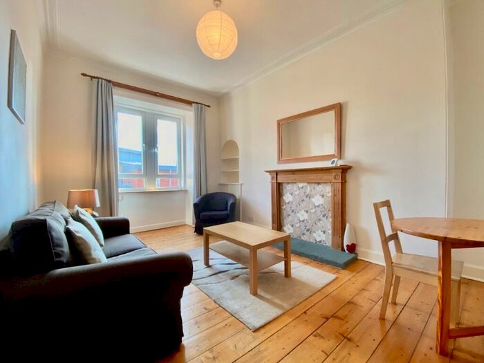 2 Bedroom Flat To Rent In Bryson Road, Polwarth, Edinburgh, EH11