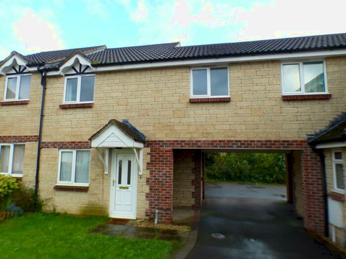 3 Bedroom House To Rent In Brookfields, Castle Cary, Somerset, BA7