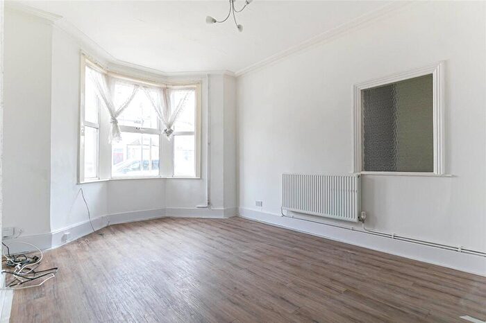 3 Bedroom Terraced House To Rent In Russell Road, Fishponds, Bristol, BS16