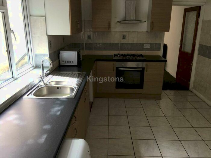 6 Bedroom Terraced House To Rent In Senghenydd Road, Cathays, Cardiff, CF24